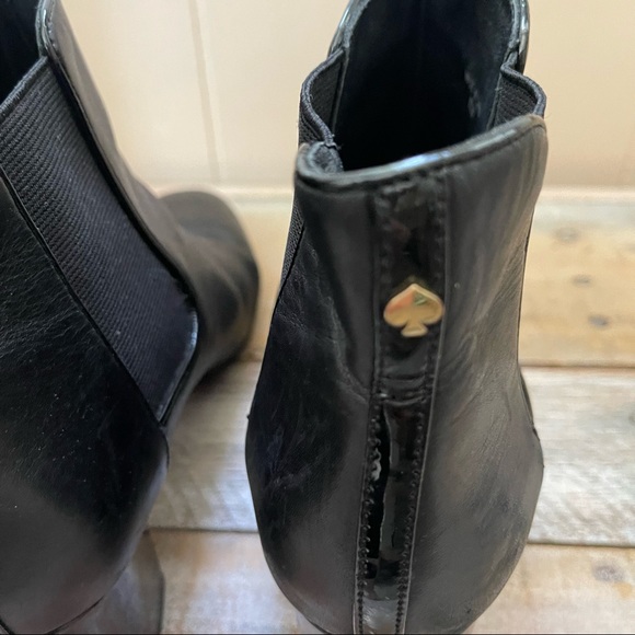 Kate Spade New York Leah Chelsea Block Heel Black Leather Ankle Booties Boots - Picture 9 of 12